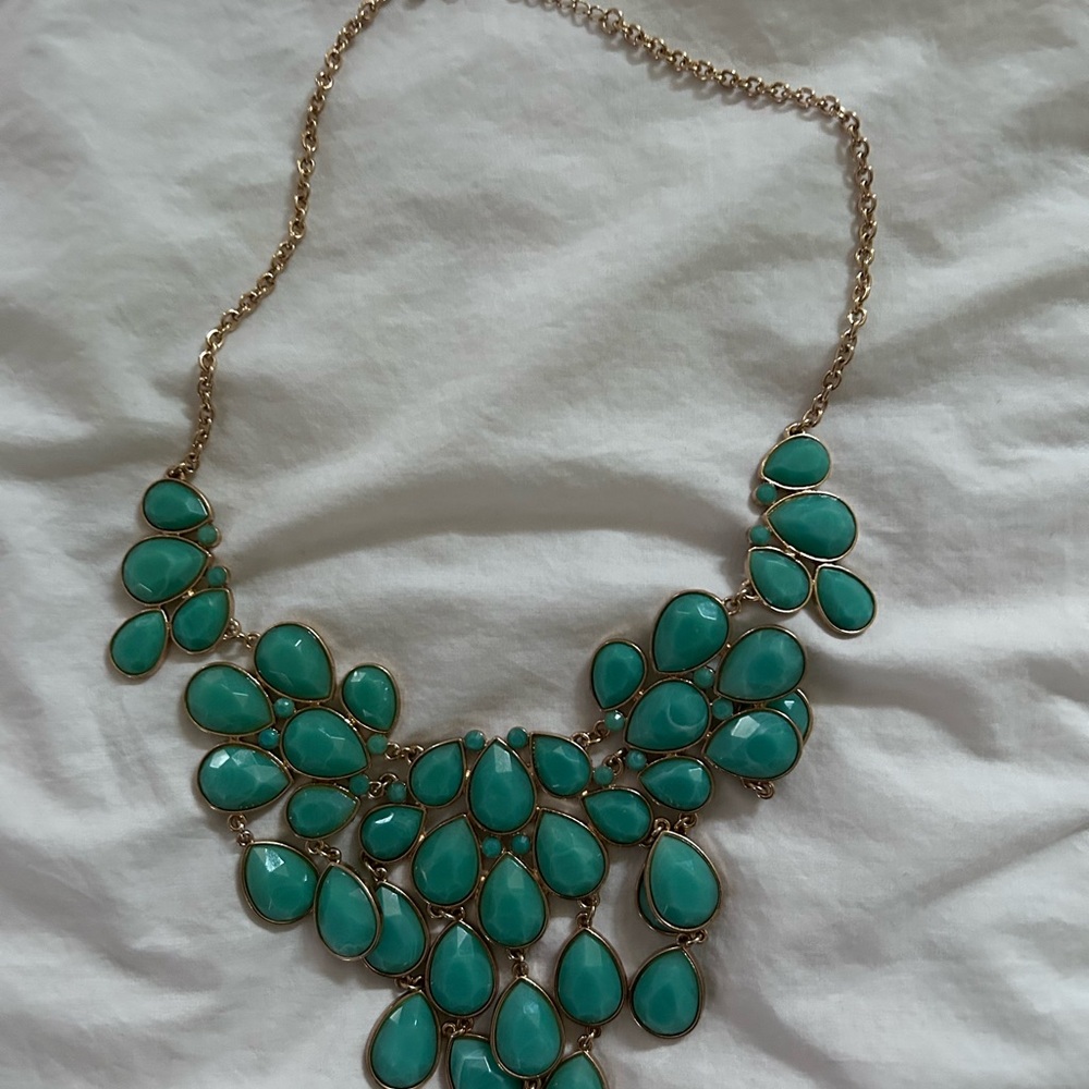 Elegant Gold and aqua retro statement bib Teardrop Necklace - Picture 4 of 6